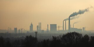 Zanieczyszczenia powietrza w Polsce: źródła, skutki i działania ochronne